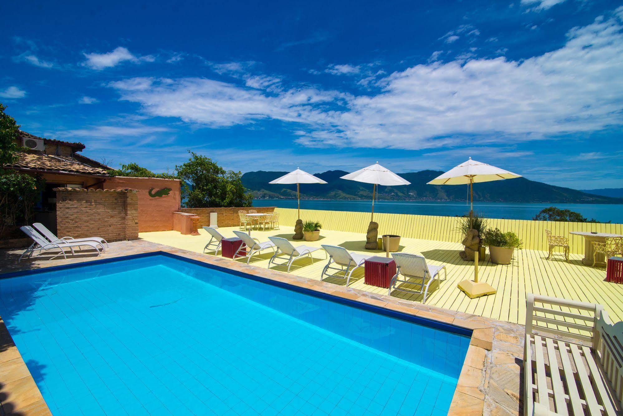 Hotel Pousada Maison Joly Ilhabela Exterior photo